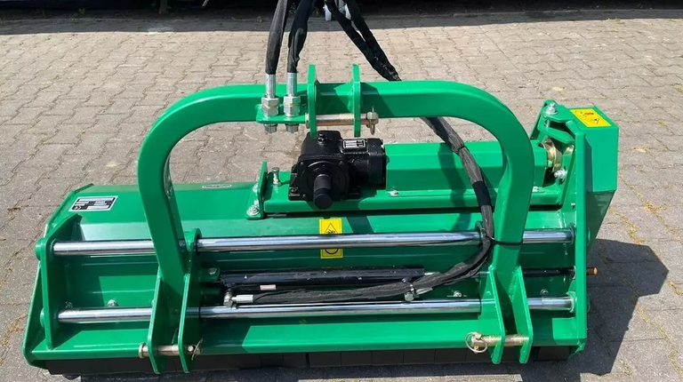 Schlegelmäher Hydraulischer Seitenschieber 125-145 cm